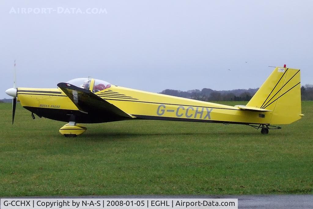 G-CCHX, 2003 Scheibe SF-25C Falke C/N 44694, Taxi out