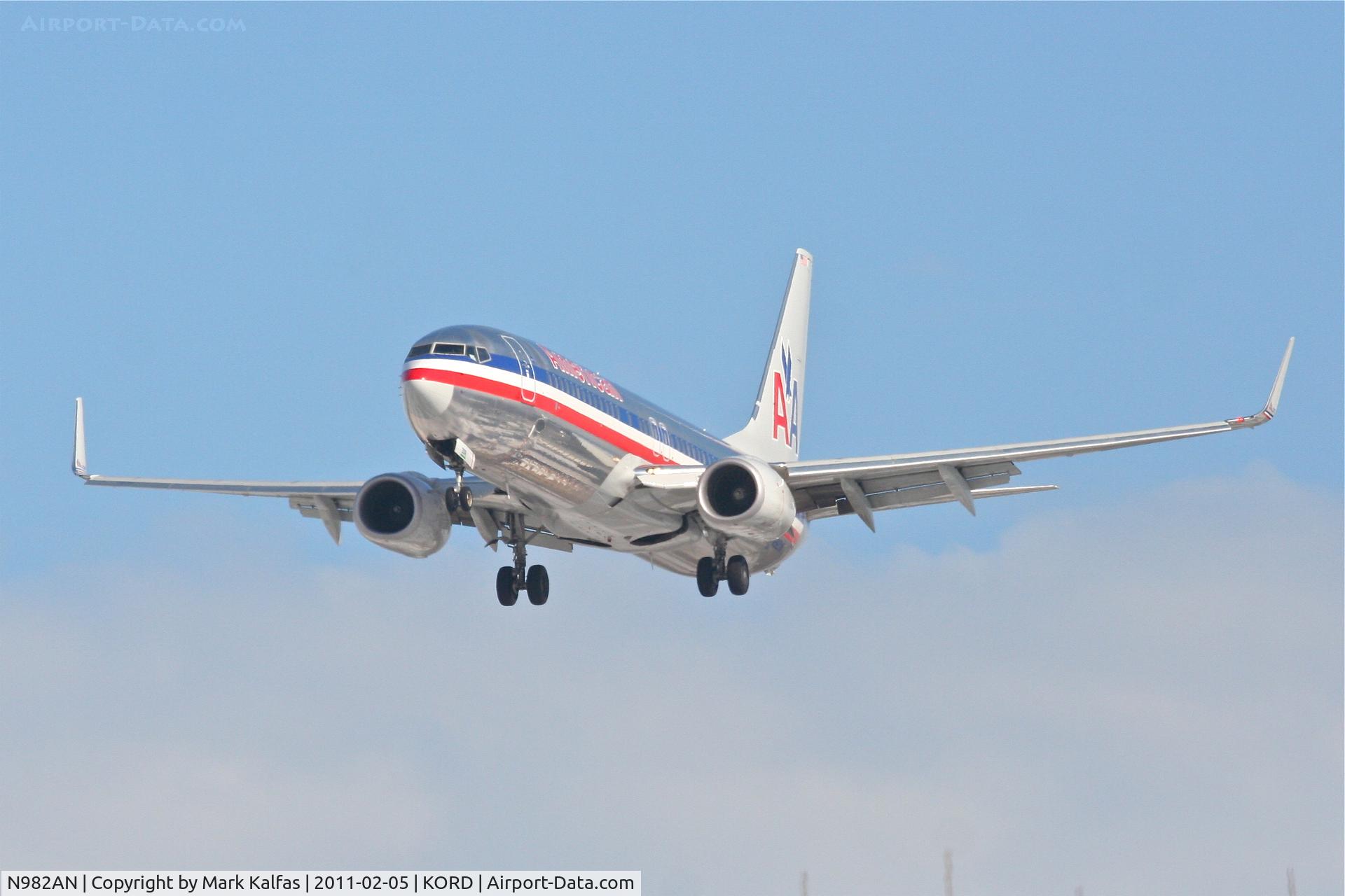 N982AN, 2009 Boeing 737-823 C/N 31067, American Airlines Boeing 737-823, AAL828 arriving from KSJC, RWY 28 KORD.