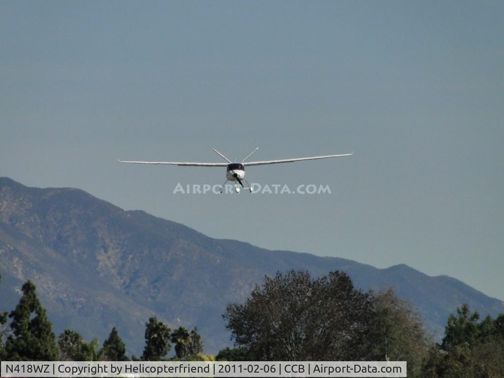 N418WZ, Yuneec E430 C/N YN-E430-0004, On final approach