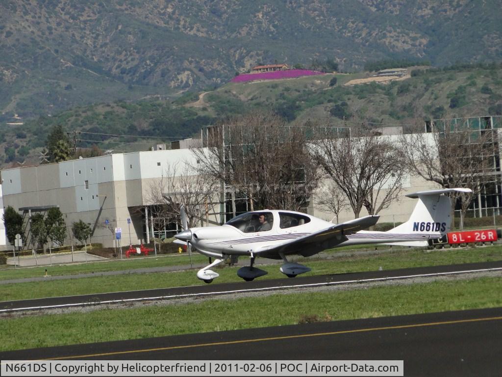 N661DS, 2005 Diamond DA-40 Diamond Star C/N 40.600, Touching down on runway 26L