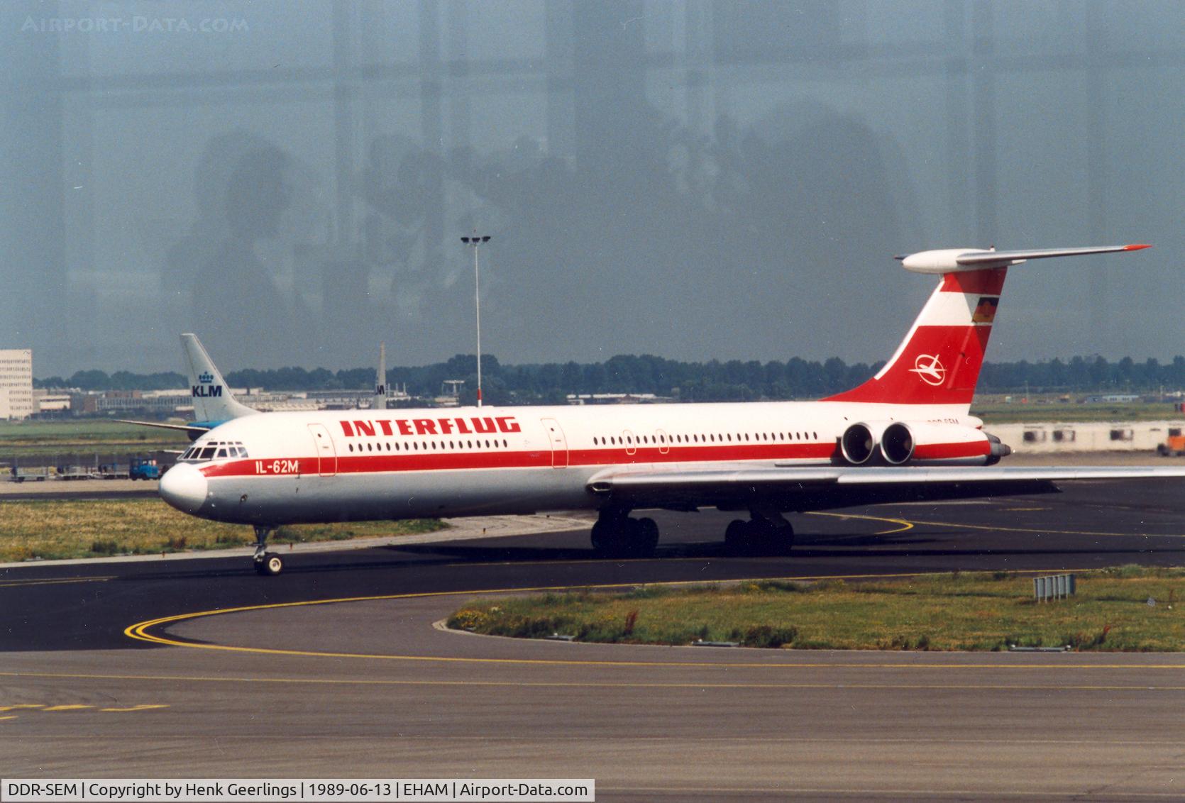 DDR-SEM, 1981 Ilyushin Il-62M C/N 4140536, Interflug