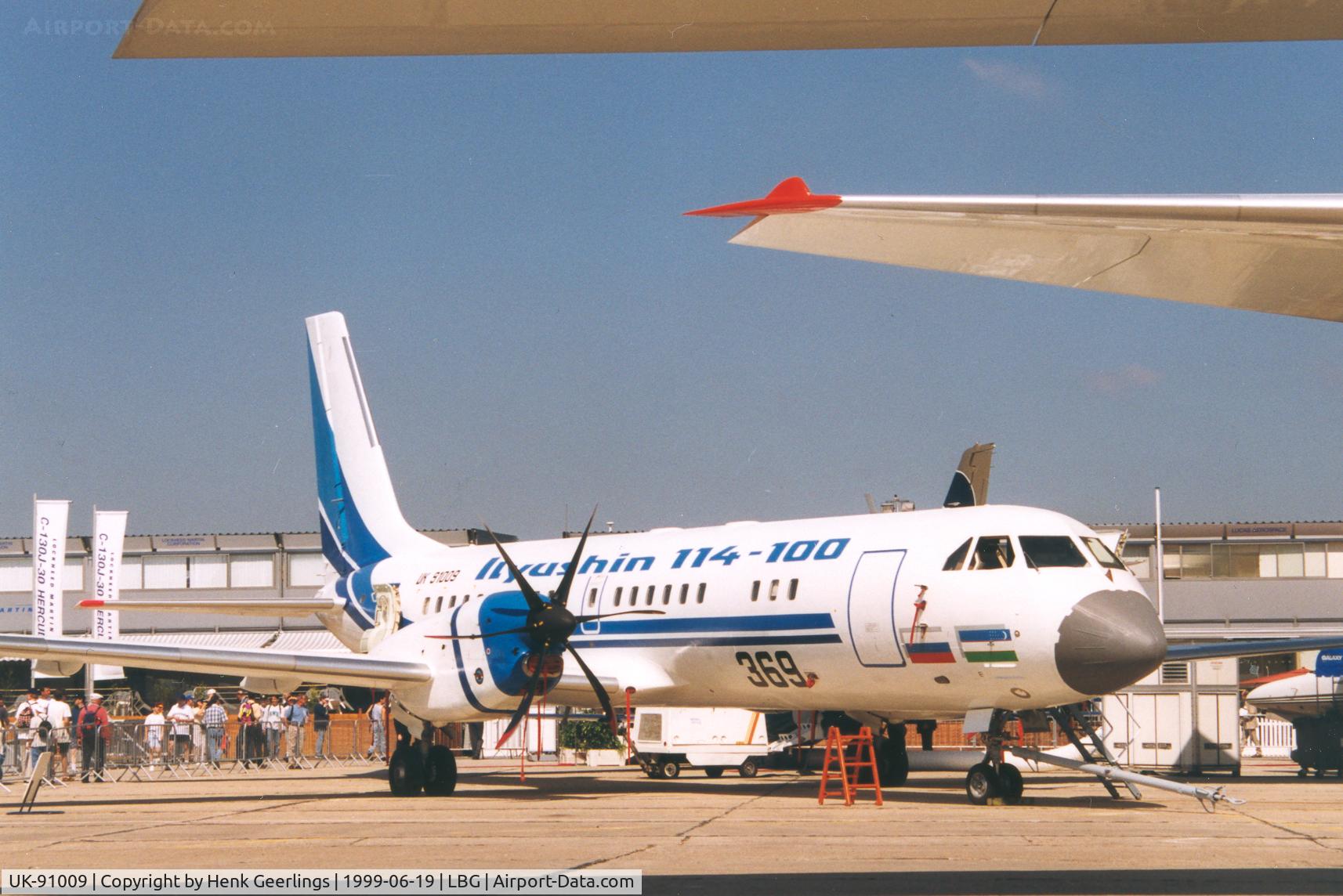 UK-91009, 1999 Ilyushin Il-114-100 C/N 1093800202, Paris Le Bourget Air Show , 1999