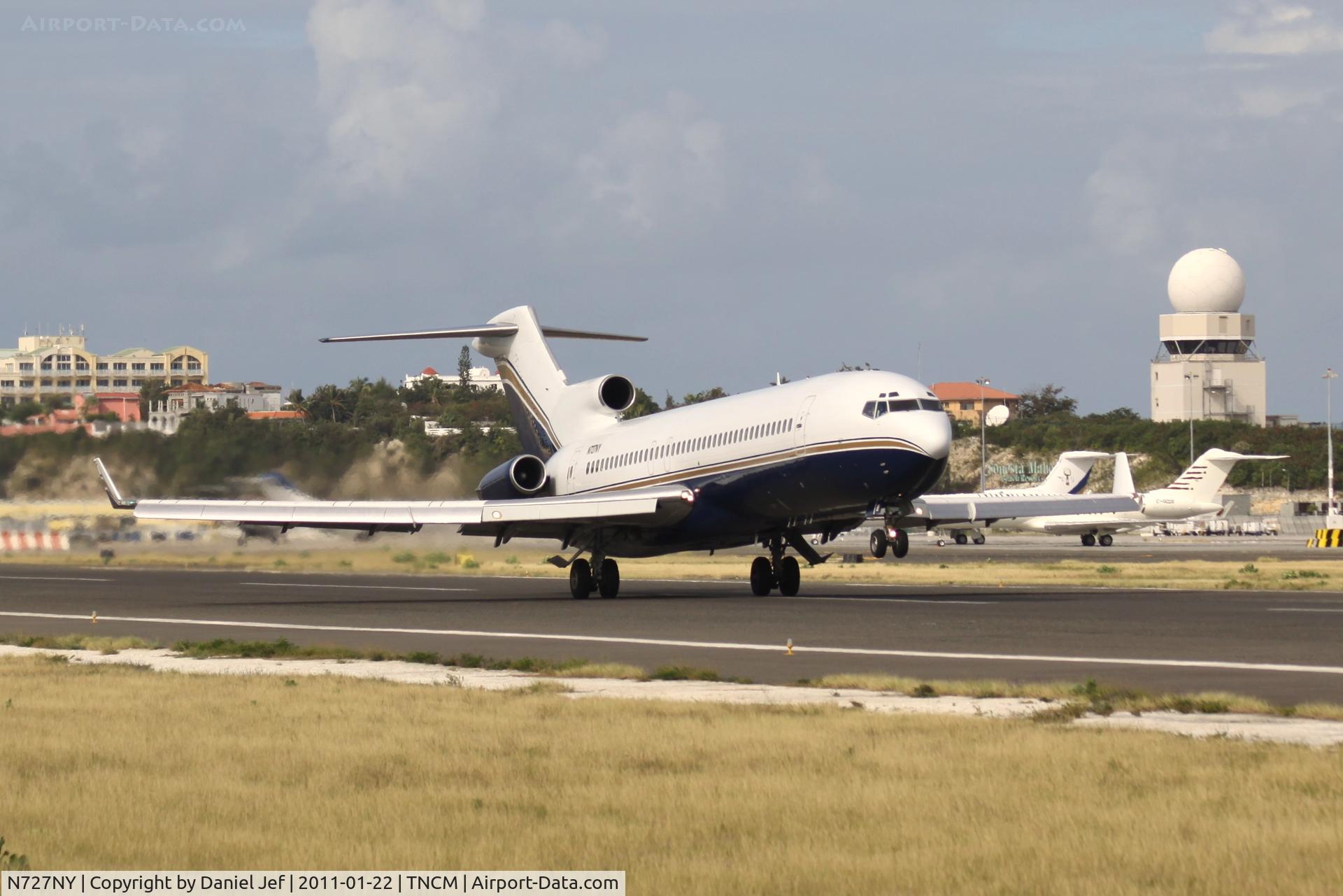 N727NY, 1973 Boeing 727-232 C/N 20646, N727NY Departing TNCM