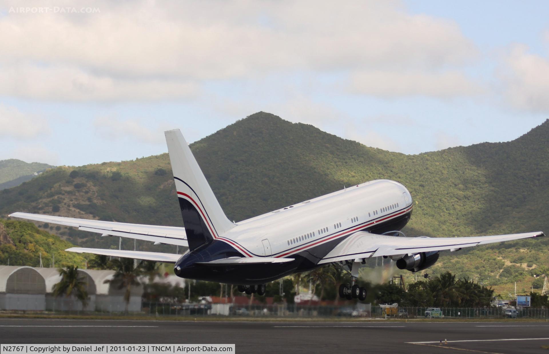 N2767, 1987 Boeing 767-238ER C/N 23896, N2767 departing TNCM