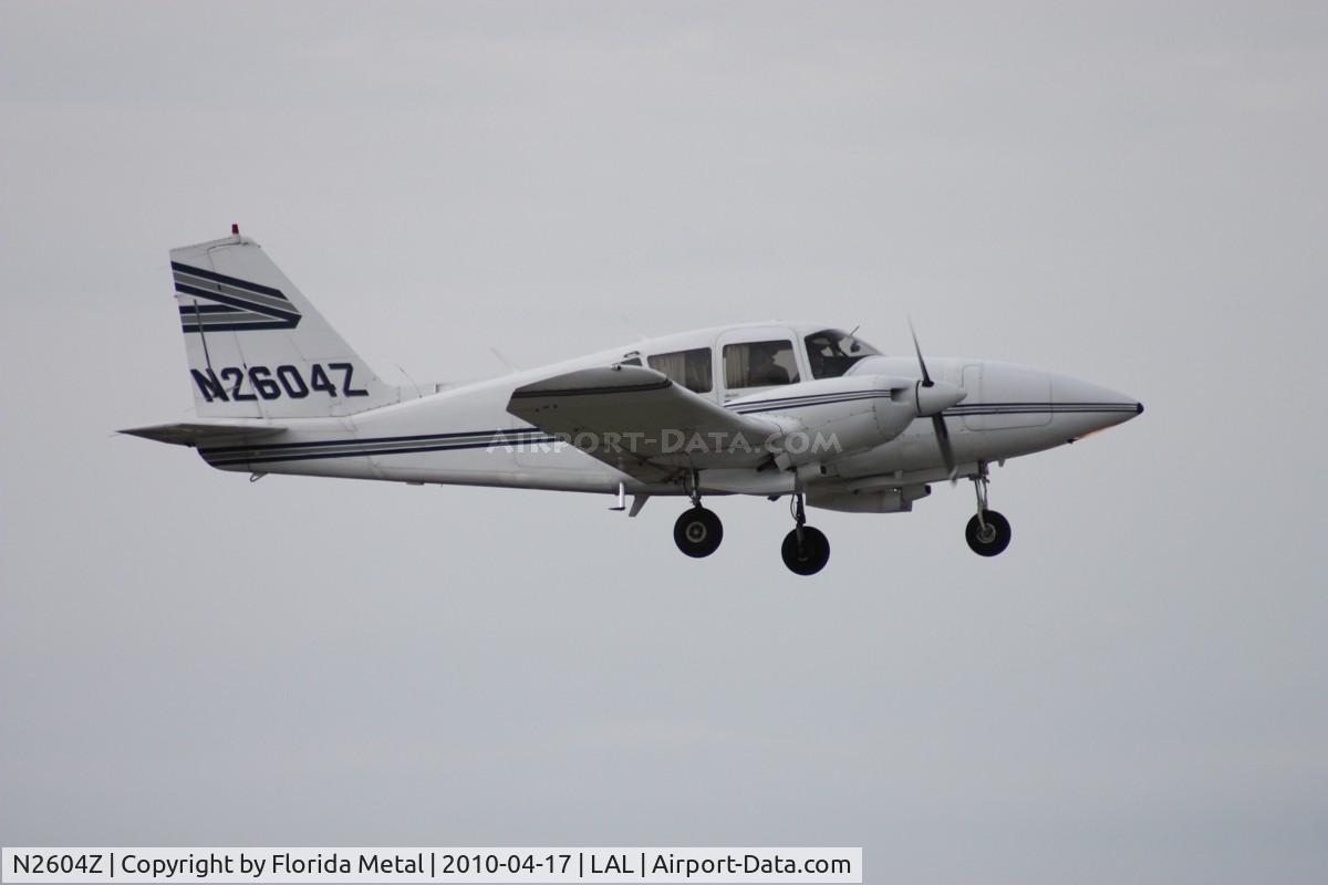 N2604Z, 1981 Piper PA-23-250 C/N 27-8154012, PA-23