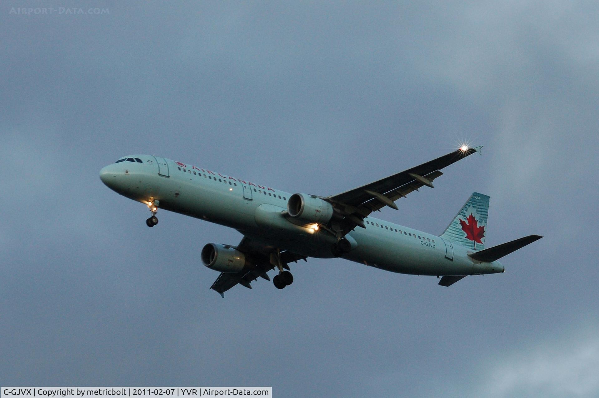 C-GJVX, 2002 Airbus A321-211 C/N 1726, Evening arrival in YVR