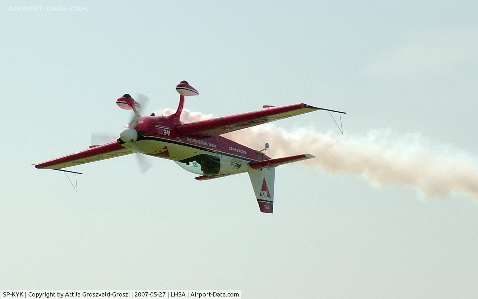 SP-KYK, Extra EA-300S C/N 029, Szentkirályszabadja Airport - Airport open day-2007