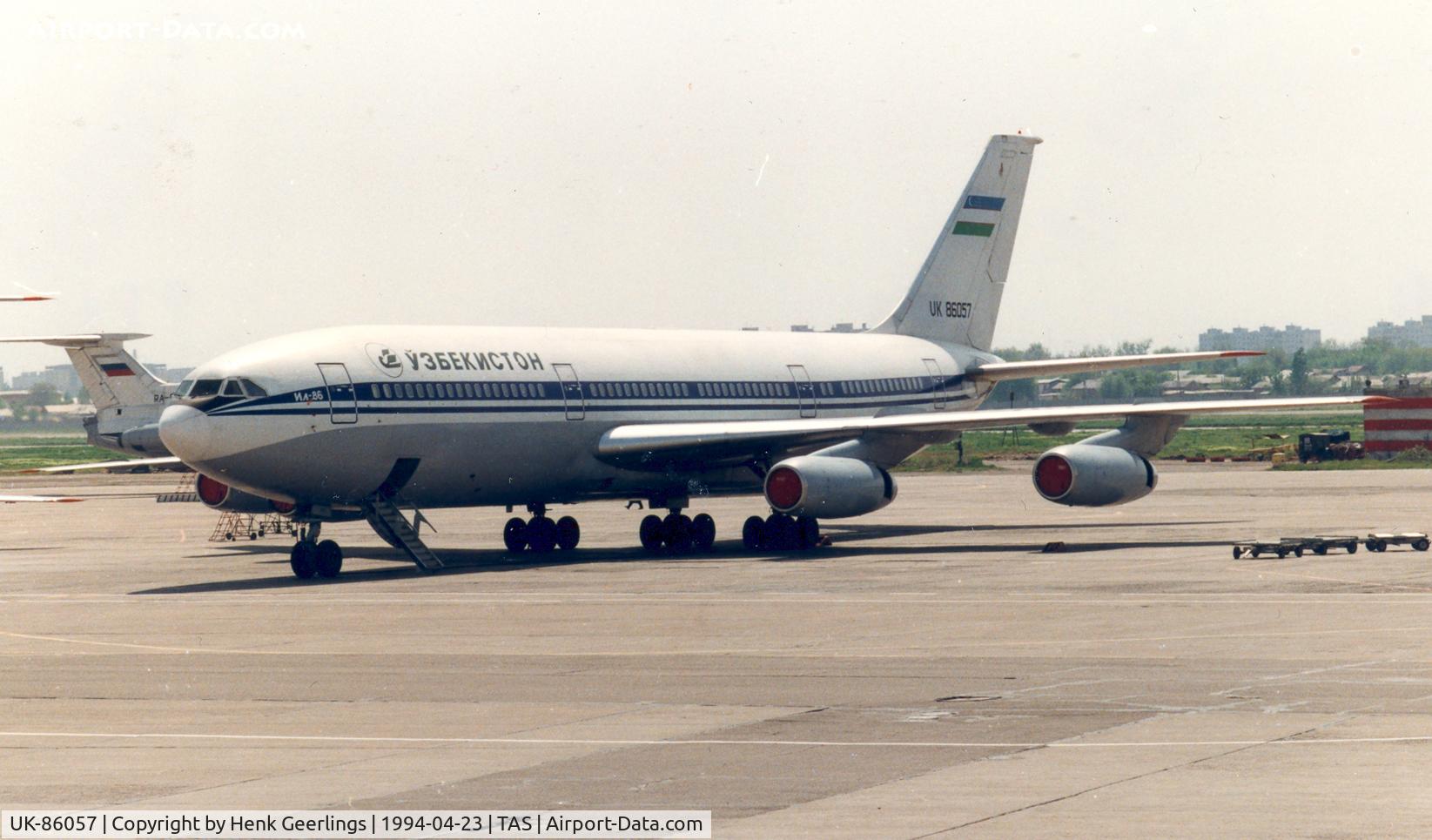 UK-86057, Ilyushin Il-86 C/N 51483203024, Uzbekistan Airlines