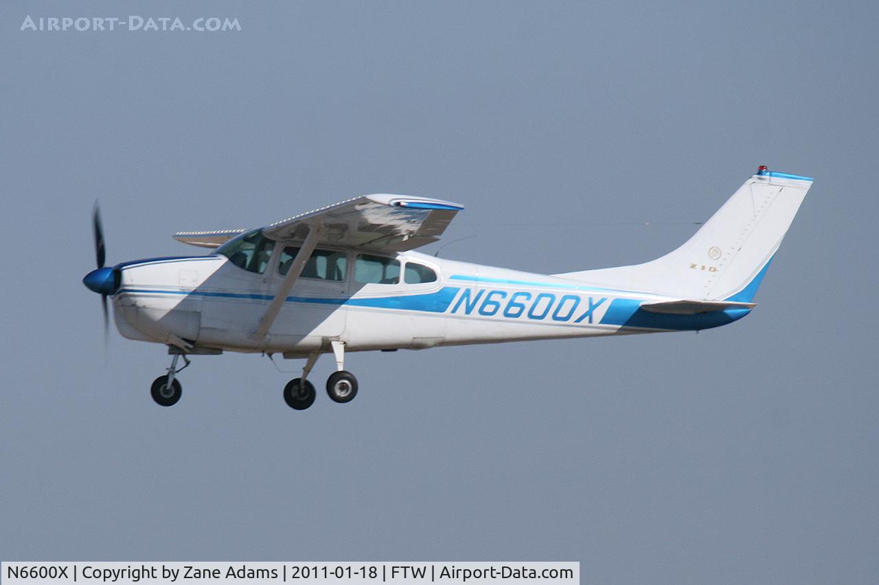 N6600X, 1960 Cessna 210A C/N 21057600, At Meacham Field - Fort Worth, TX