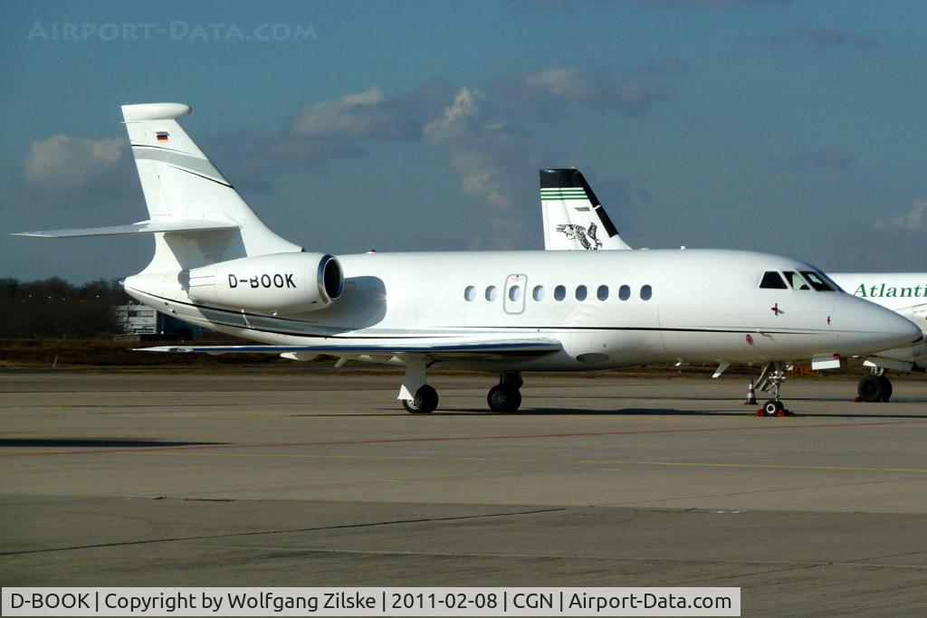 D-BOOK, 2006 Dassault Falcon 2000EX C/N 70, visitor
