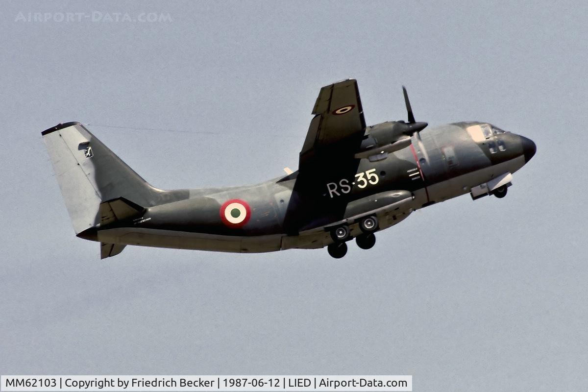 MM62103, Aeritalia G.222TCM C/N 4005, steep climb out