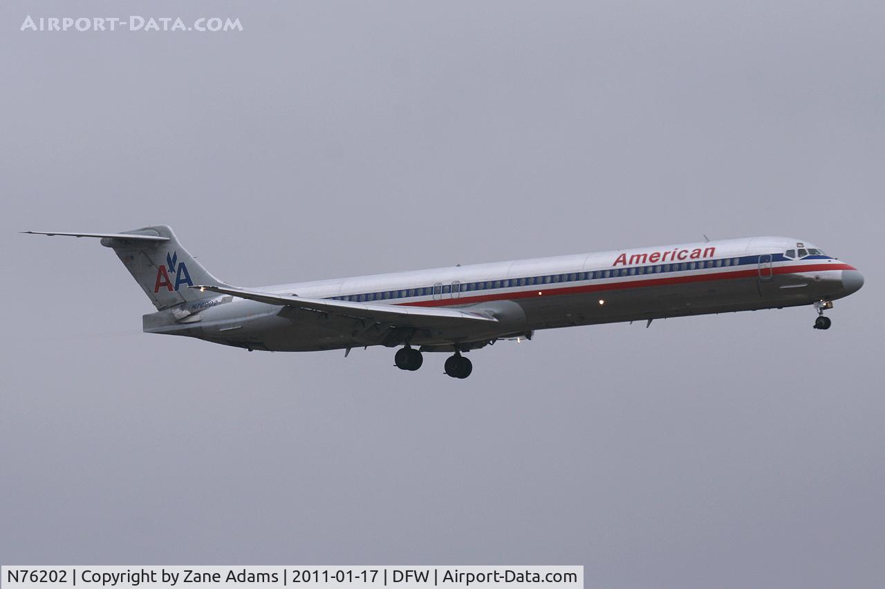 N76202, 1992 McDonnell Douglas MD-83 (DC-9-83) C/N 53292, American Airlines at DFW Airport