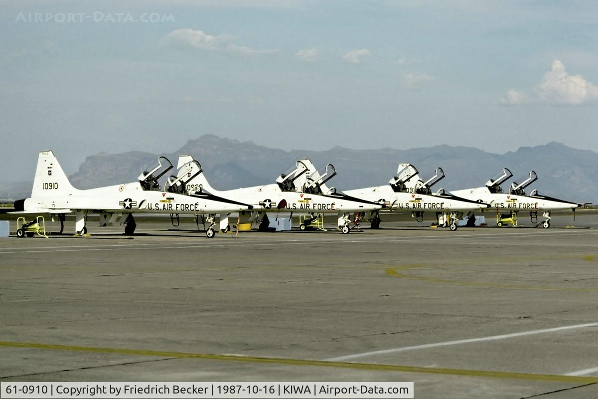 61-0910, 1961 Northrop AT-38B-40-NO Talon C/N N.5276, flightline at Williams AFB