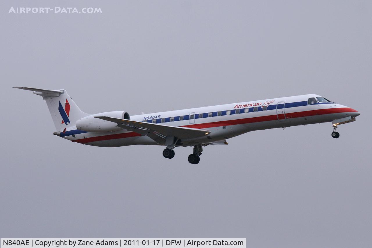 N840AE, 2002 Embraer ERJ-140LR (EMB-135KL) C/N 145656, American Eagle at DFW Airport