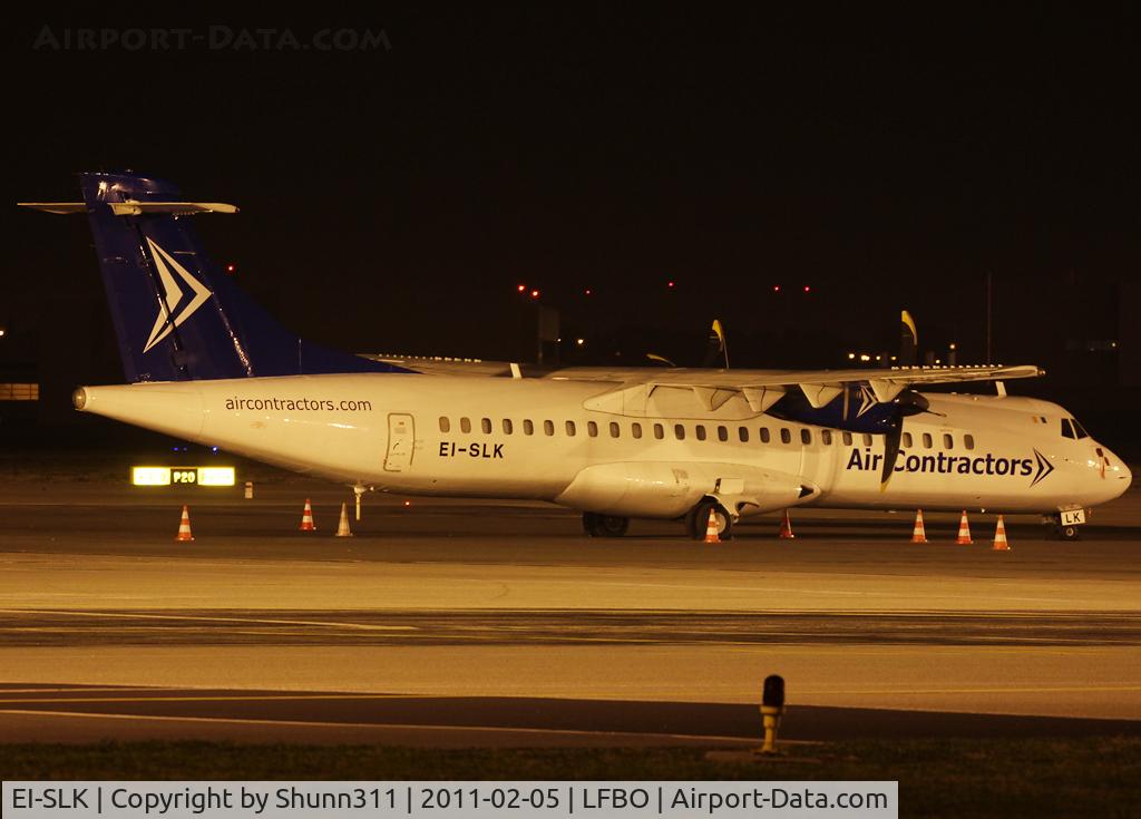 EI-SLK, 1994 ATR 72-212 C/N 395, Parked at Cargo Apron