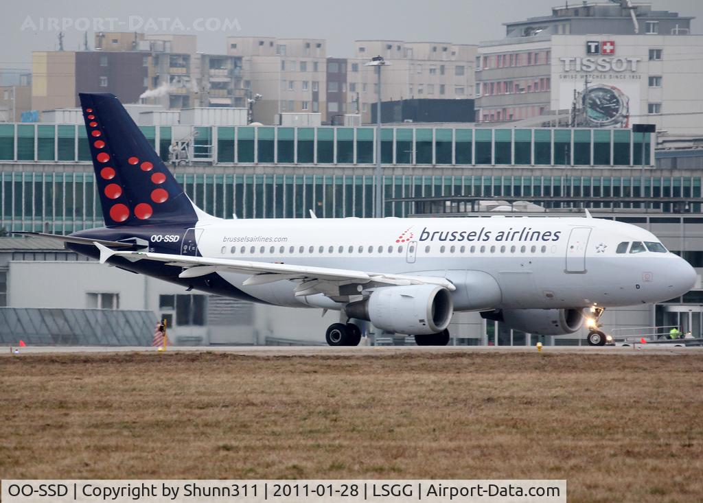 OO-SSD, 1999 Airbus A319-112 C/N 1102, Ready for taxiing rwy 05