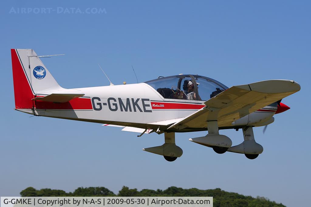 G-GMKE, 1993 Robin HR-200-120B C/N 257, Taken at Northrepps, UK