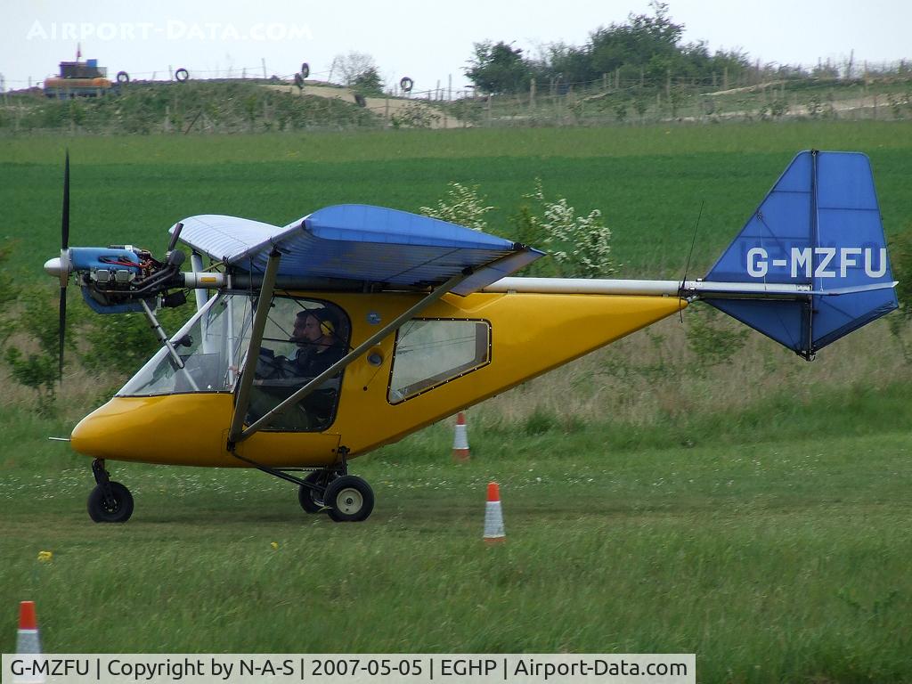 G-MZFU, 1997 Thruster T600N 450 JAB C/N 9047-T600N-004, Micro trade fair