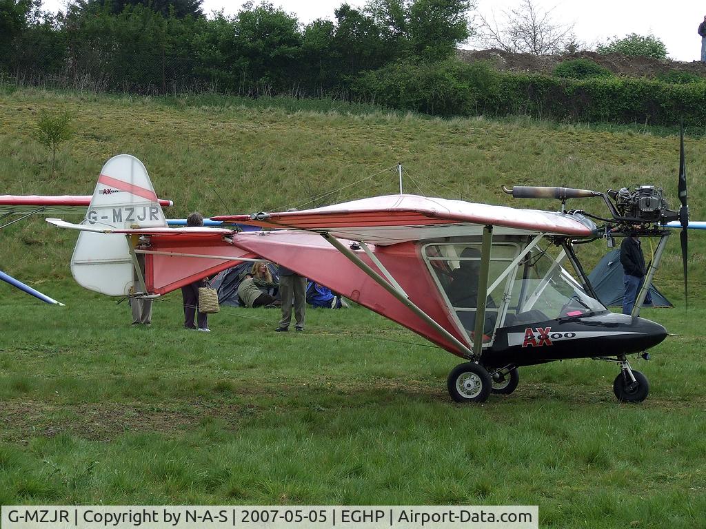 G-MZJR, 1998 Pegasus Cyclone AX2000 C/N 7385, Micro trade fair