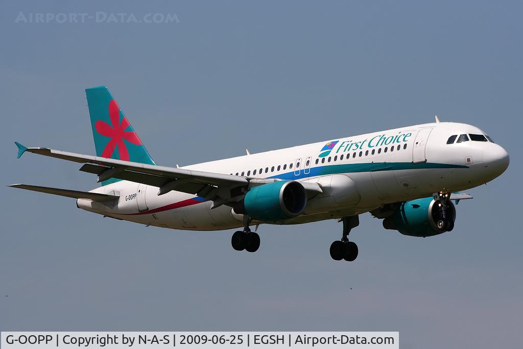 G-OOPP, 2001 Airbus A320-214 C/N 1571, Landing 09