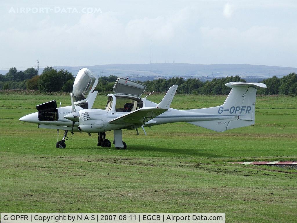 G-OPFR, 2005 Diamond DA-42 Twin Star C/N 42.077, Visitor
