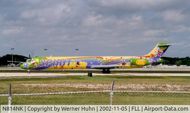 N814NK, 1988 McDonnell Douglas MD-83 (DC-9-83) C/N 49619, Digitalized negative only, but anyway