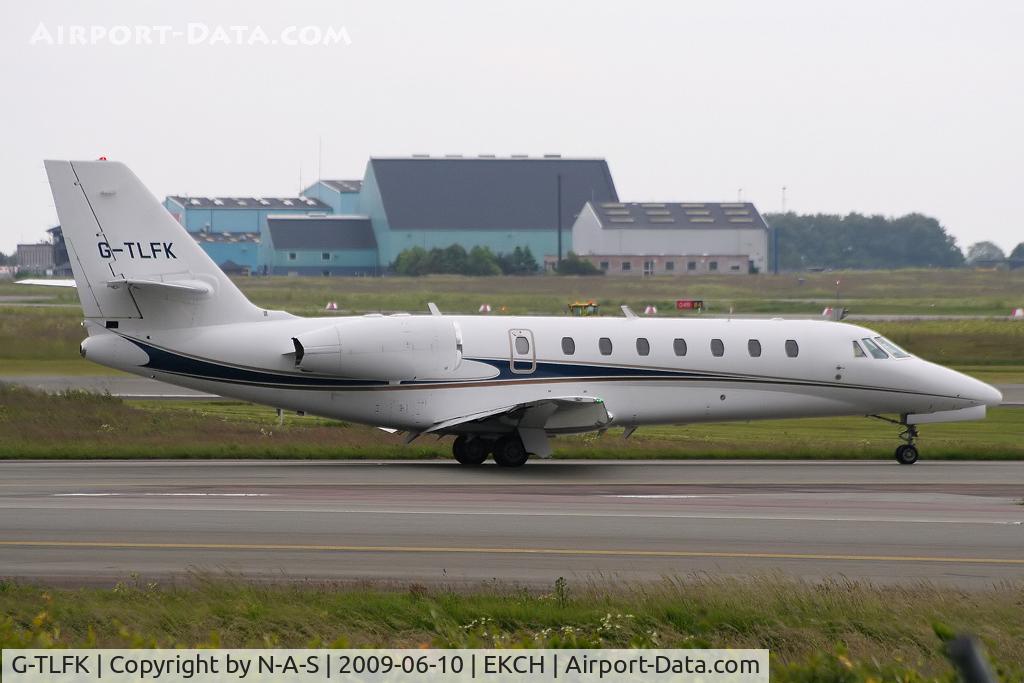 G-TLFK, 2008 Cessna 680 Citation Sovereign C/N 680-0213, Heading for dep