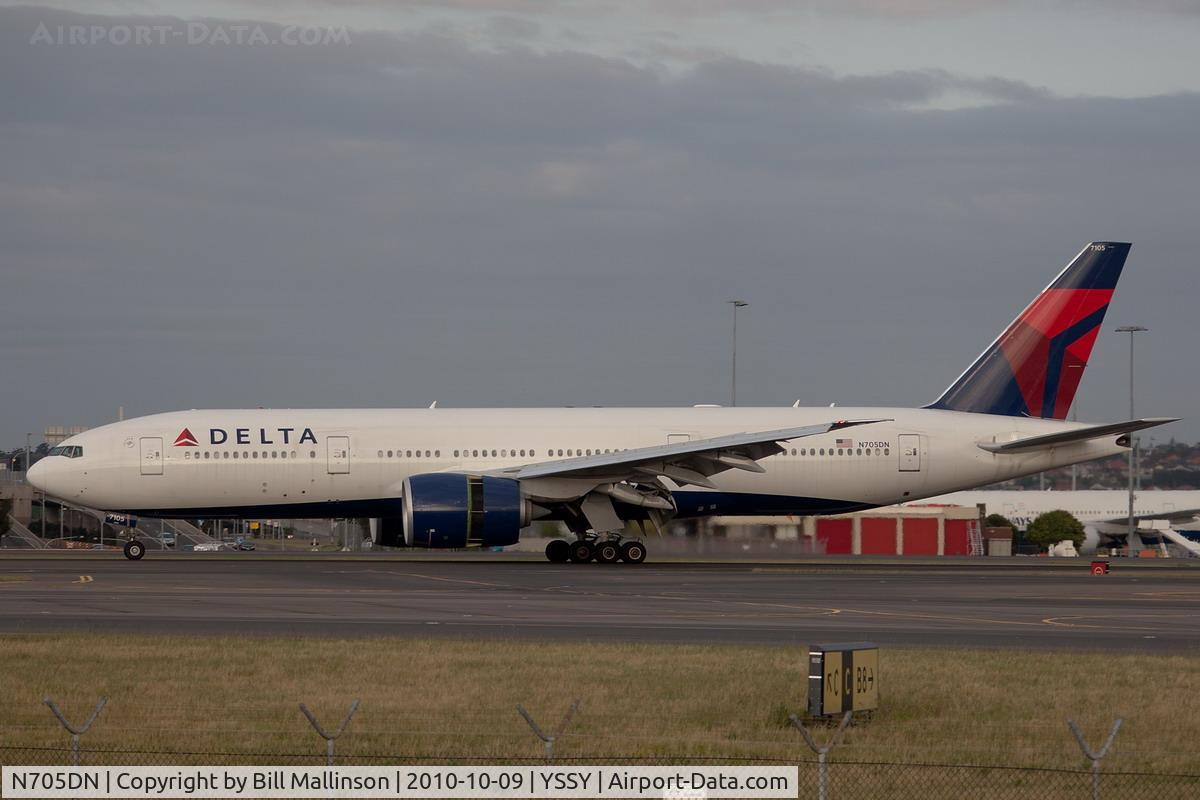 N705DN, 2008 Boeing 777-232/LR C/N 29742, arriving on 16R