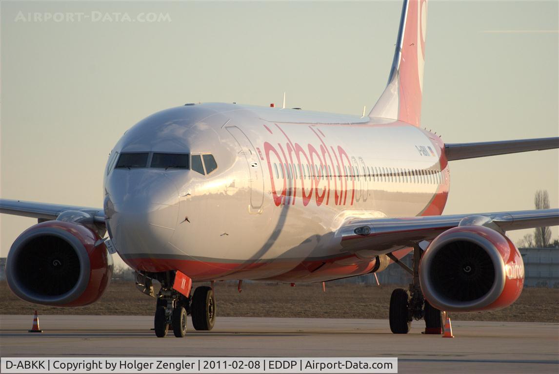 D-ABKK, 2010 Boeing 737-86J C/N 37753, Rest in late sunlight.