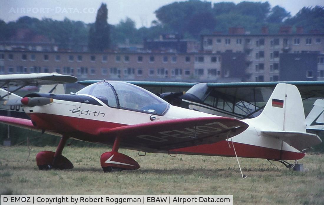 D-EMOZ, 1966 Binder CP-301S Smaragd C/N AB.022, Piel CP.301S Smaragd.Named EDITH.
Late 1960's