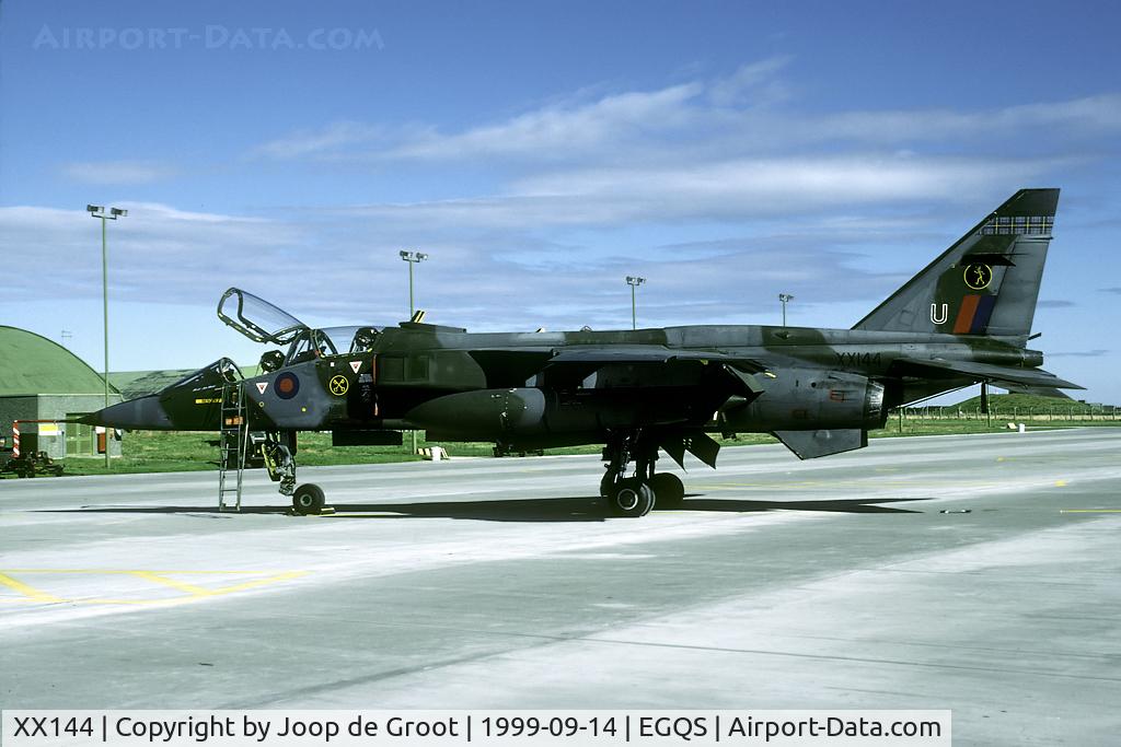 XX144, 1974 Sepecat Jaguar T.2A C/N B.9, one of the last Jaguars in old camo