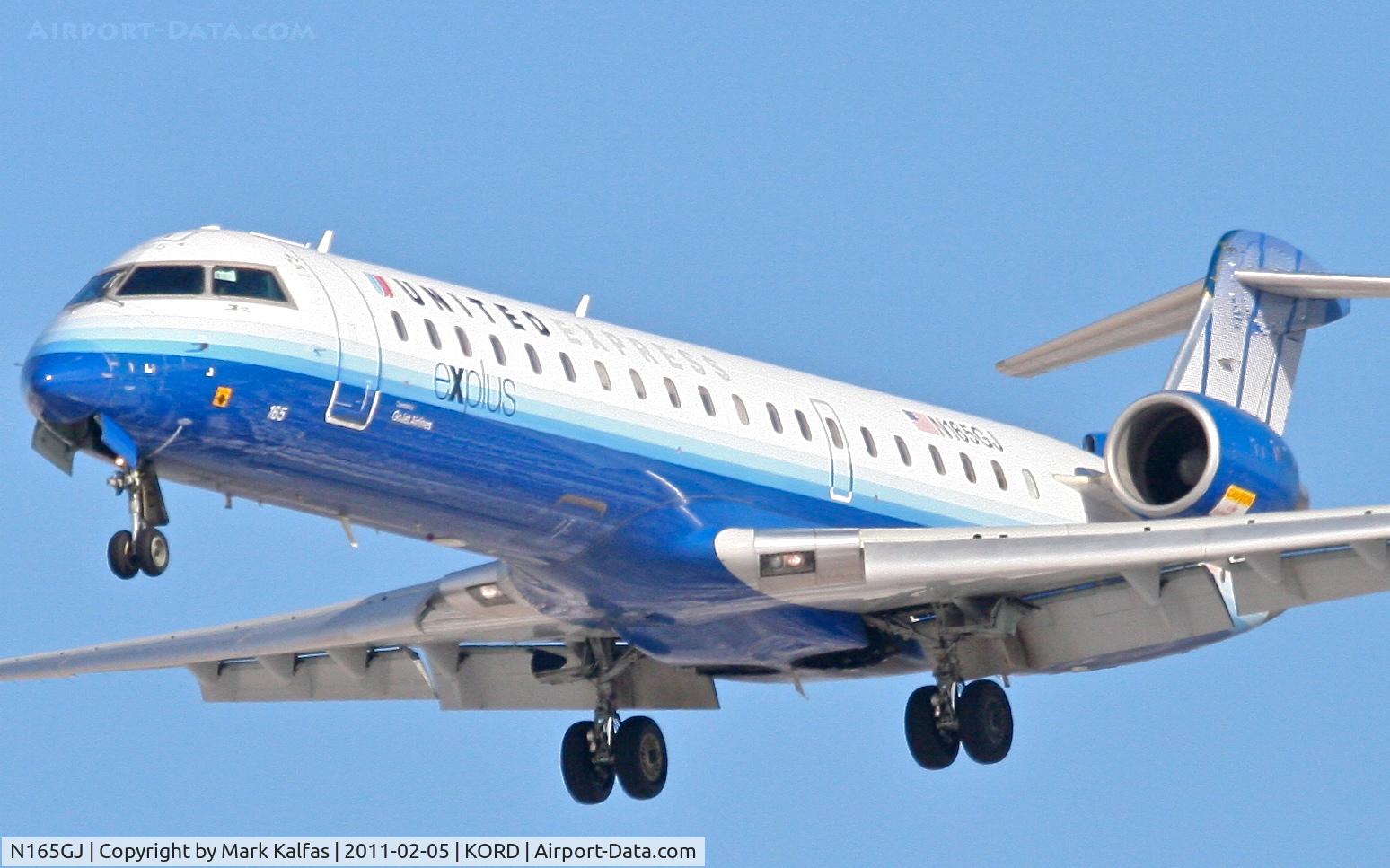 N165GJ, 2006 Bombardier CRJ-700 (CL-600-2C10) Regional Jet C/N 10257, GoJet/United Express Bombardier CL-600-2C10, GJS7464 arriving from KMSY, RWY28 approach KORD.