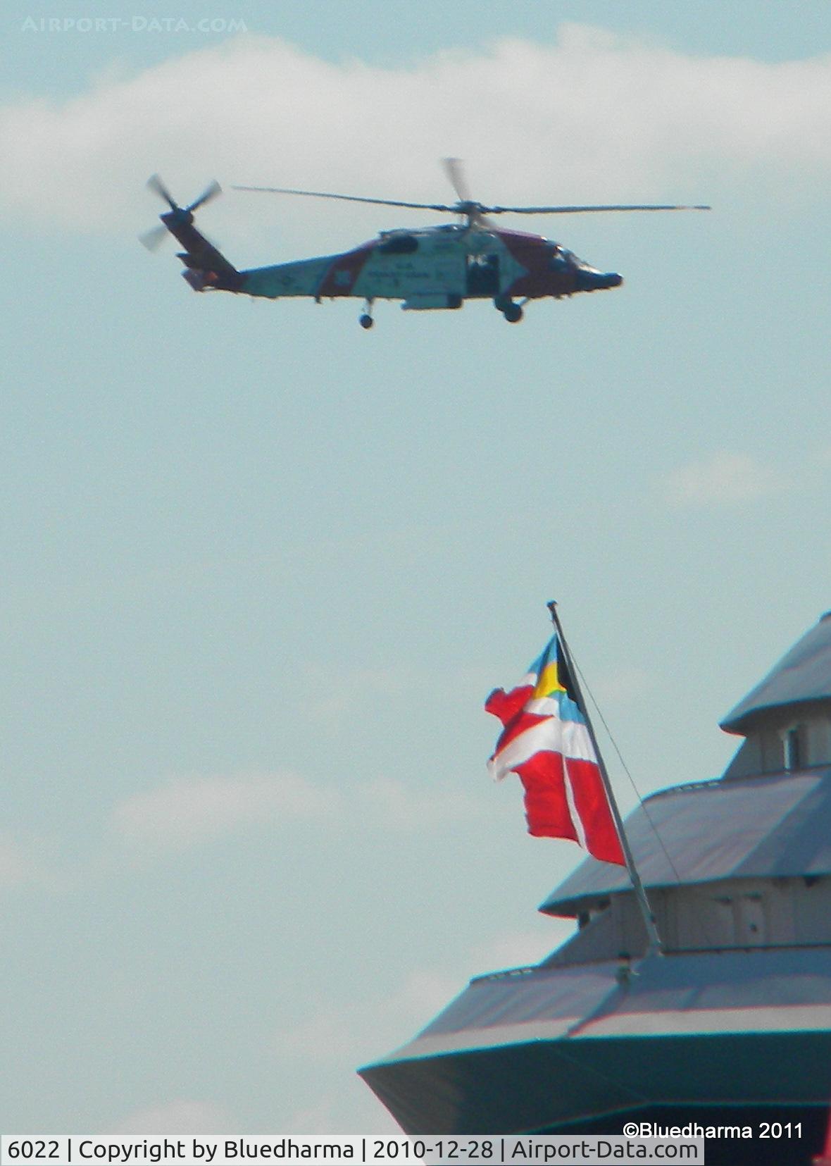 6022, Sikorsky HH-60J Jayhawk C/N 70.1705, Flying over the Disney Magic cruise ship at Castaway Cay.