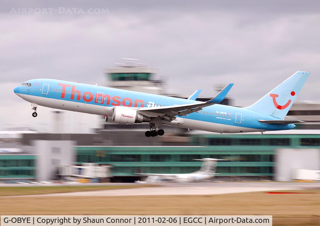G-OBYE, 1998 Boeing 767-304/ER C/N 28979, Thomson.