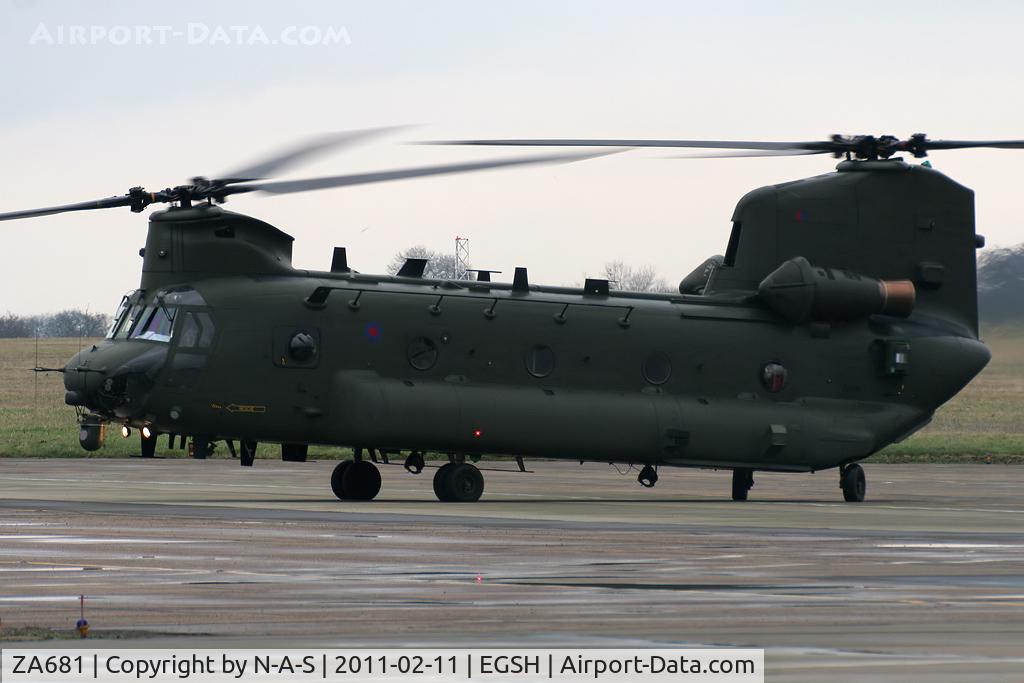 ZA681, 1981 Boeing Vertol Chinook HC.2 C/N M/A012/B-830/M7002, Visitor