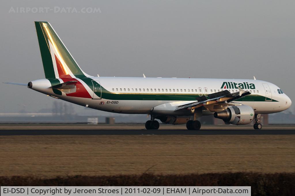 EI-DSD, 2007 Airbus A320-216 C/N 3076, .