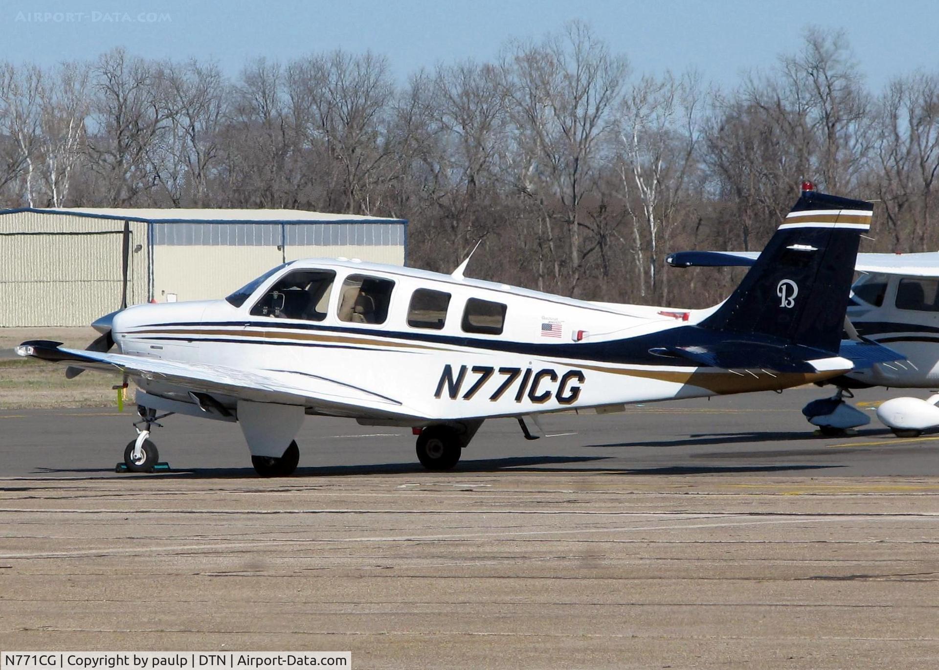 N771CG, Raytheon Aircraft Company G36 C/N E-3672, At Downtown Shreveport.