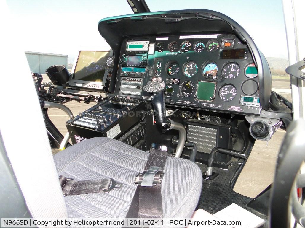 N966SD, 2003 Eurocopter AS-350B-2 Ecureuil Ecureuil C/N 3637, Cockpit view from Pilot's side