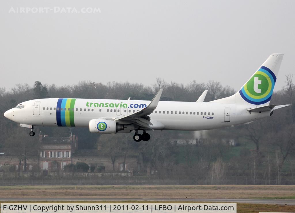 F-GZHV, 1998 Boeing 737-85H C/N 29444, Landing rwy 14R