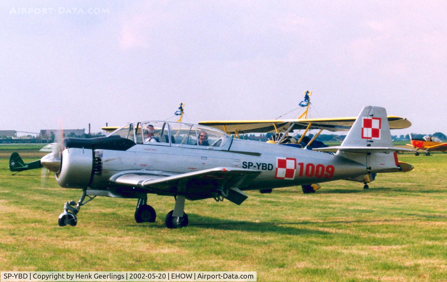SP-YBD, PLZ-Mielec TS-8 Bies C/N 1E1009, Oostwold Air Show 2002