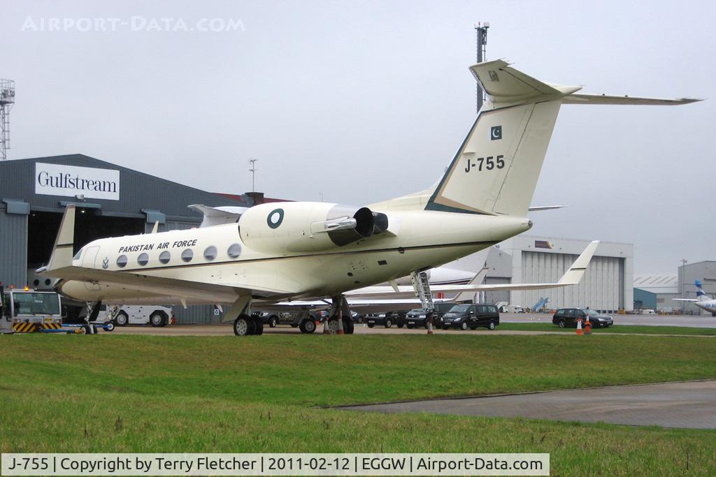 J-755, 1997 Gulfstream Aerospace G-IV C/N 1325, Pakistan Air Force's 1997 Gulfstream Aerospace G-IV, c/n: 1325 at Luton on maintenance