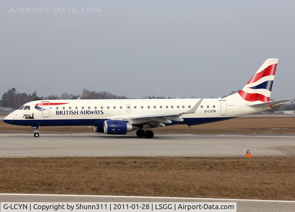 G-LCYN, 2010 Embraer 190SR (ERJ-190-100SR) C/N 19000392, Lining up rwy 05 for departure...