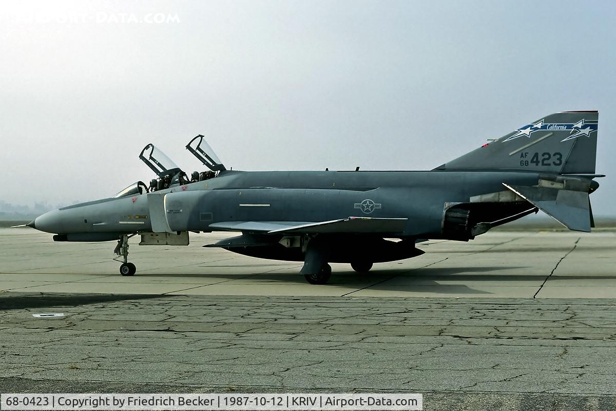 68-0423, 1968 McDonnell Douglas F-4E Phantom II C/N 3540, taxying to the active