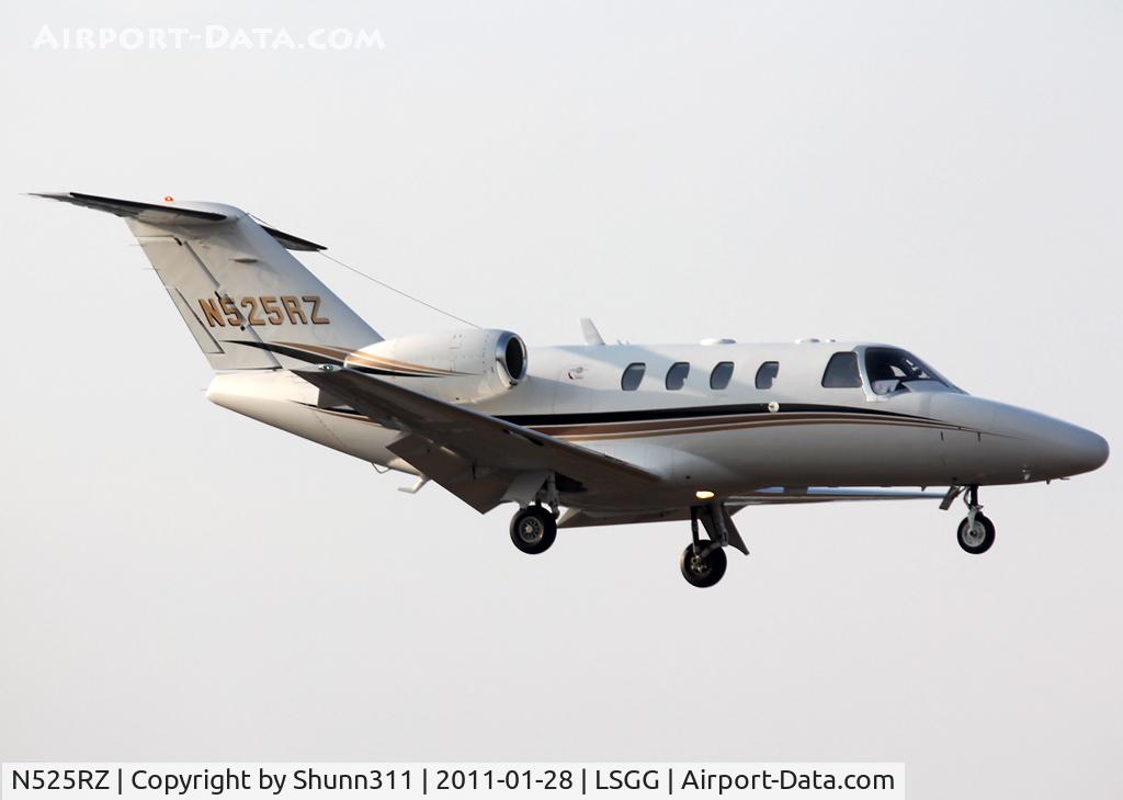 N525RZ, 2006 Cessna 525 CitationJet CJ1+ C/N 525-0612, Landing rwy 05