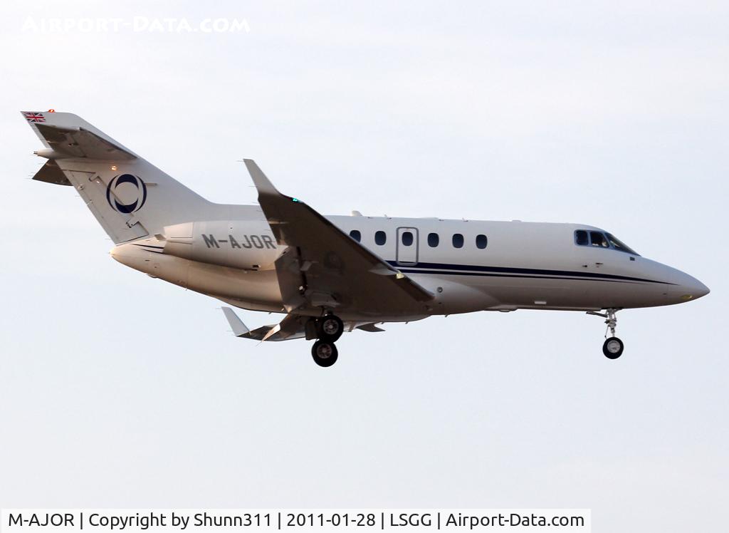 M-AJOR, 2008 Hawker Beechcraft 900XP C/N HA-0058, Landing rwy 05