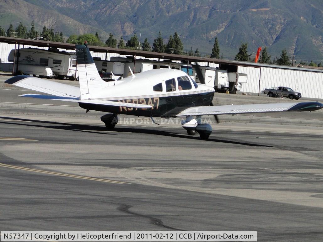 N57347, 1973 Piper PA-28-235 C/N 28-7410035, Taxxing from Foothill Sales & Service area for take off