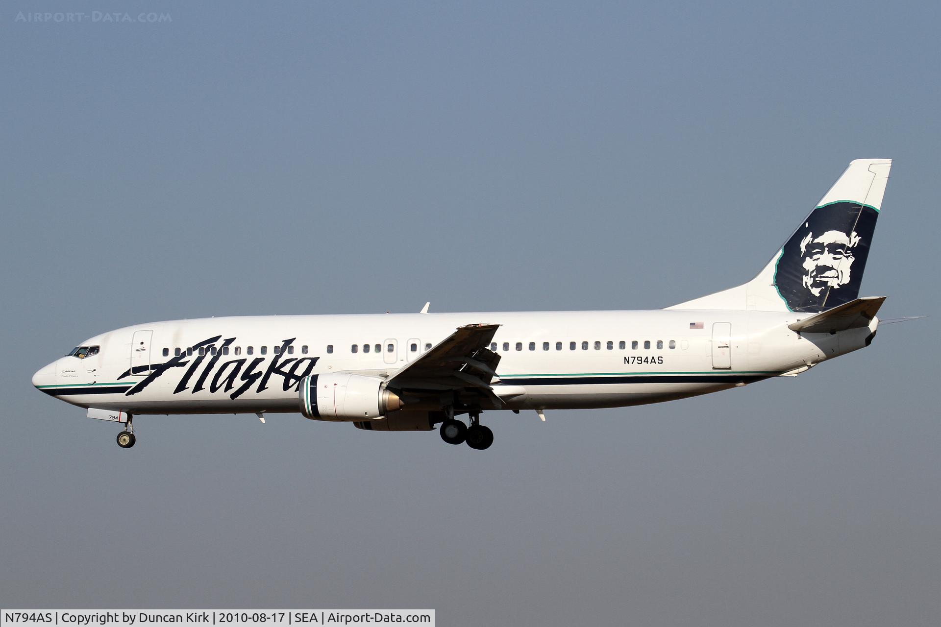 N794AS, 1998 Boeing 737-490 C/N 28889, Landing on 34L