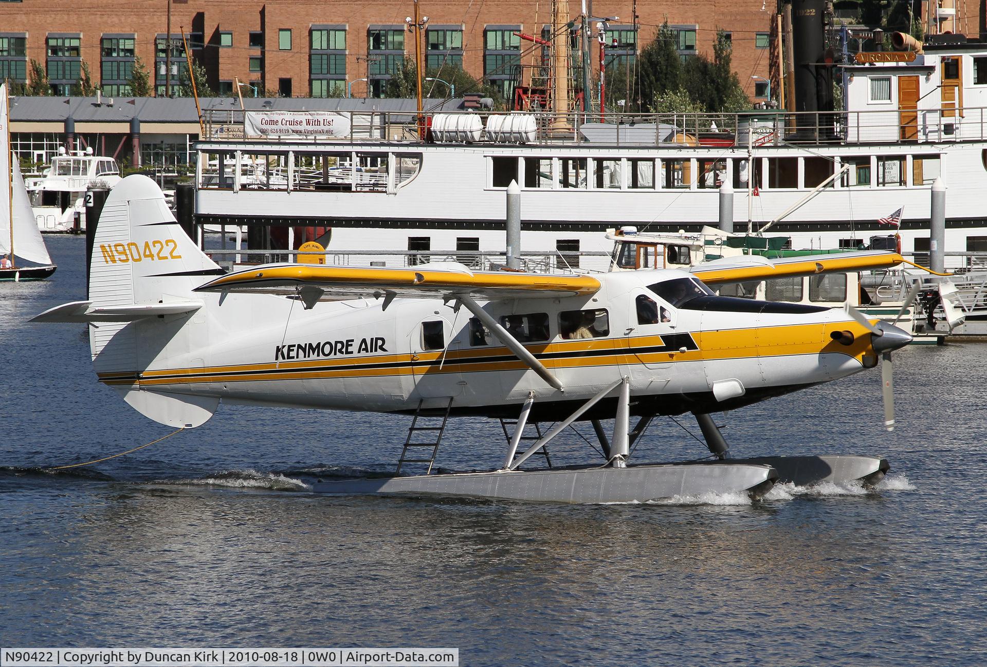 N90422, 1955 De Havilland Canada DHC-3T Vazar Turbine Otter Otter C/N 152, Taxiing in on Lake Union
