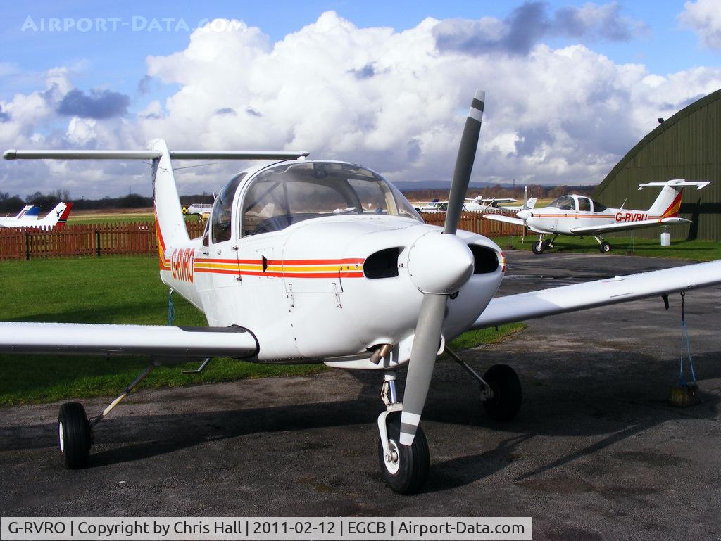 G-RVRO, 1982 Piper PA-38-112 Tomahawk Tomahawk C/N 38-82A0017, Ravenair PA-38 with G-RVRU in the back ground