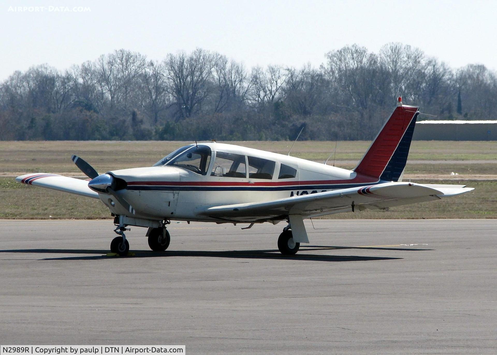N2989R, 1969 Piper PA-28R-200 C/N 28R-35377, At Downtown Shreveport.